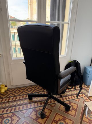 Silla de escritorio negra