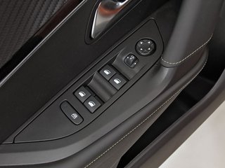 Peugeot 2008 GT Puretech 130 S&S 6 Vel. MAN