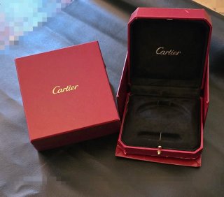 Estuche Cartier para Pulsera Love