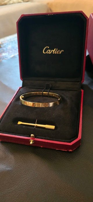 Estuche Cartier para Pulsera Love