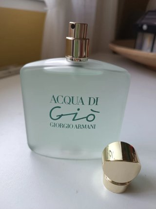 Perfume Acqua di Gio Giorgio Armani