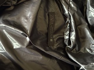 Chaqueta Zara Puffer Negra