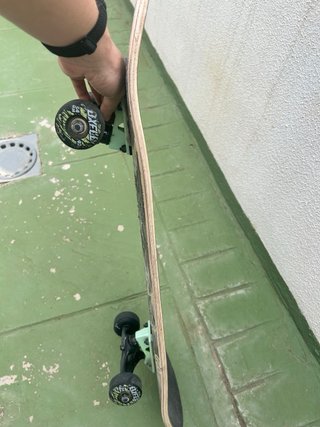 Skate Oxelo, brilla en la oscuridad