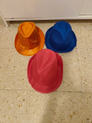 Lote 3 gorros fiesta