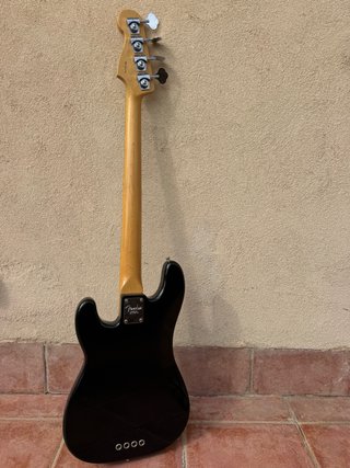 Fender Precision USA Corona California + estuche