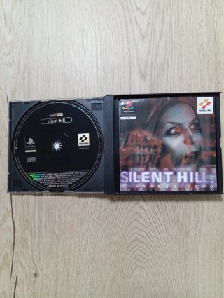 Metal Gear Solid (PS1) + Demo Silent Hill