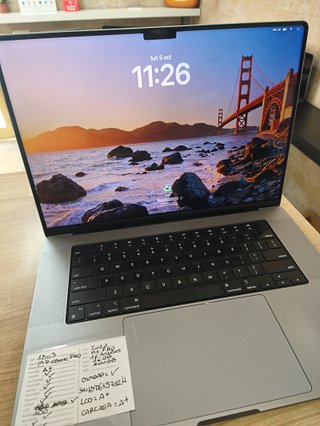 MacBook Pro 16 GB RAM 16" 2021 Apple M1 Pro 10-Core SSD 512 GB