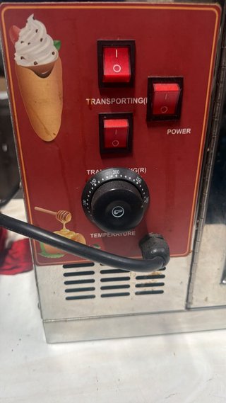 Horno para Conos de Helado en buen estado