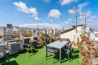 Piso en venta en El Raval en Barcelona