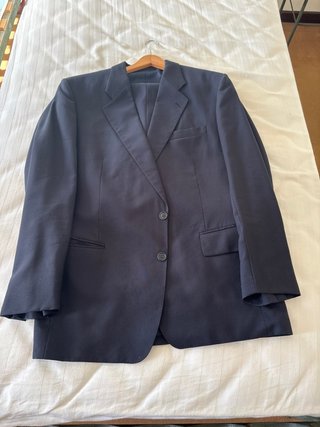 Traje Cortefiel americana y pantalón azul
