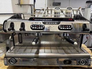 Cafetera Profesional La Spaziale S9