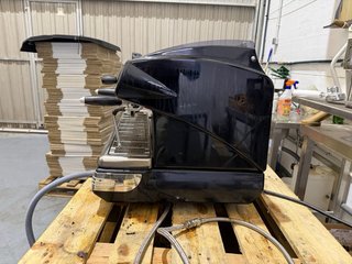 Cafetera Profesional La Spaziale S9
