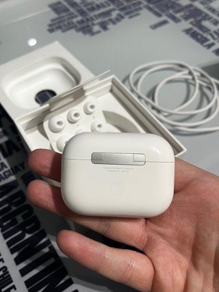 AirPods Pro 2 con estuche de carga USB-C
