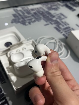 AirPods Pro 2 con estuche de carga USB-C