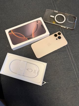 iPhone 16 Pro Max