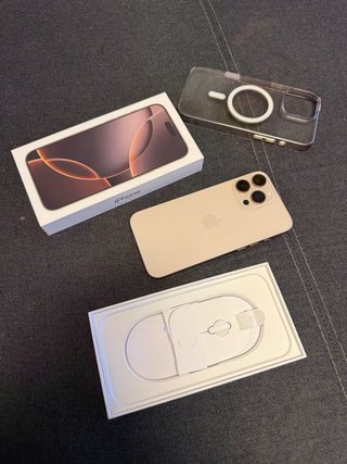 iPhone 16 Pro Max