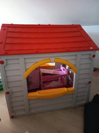 Casita de juguete infantil