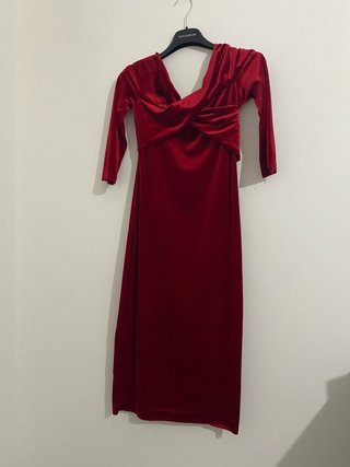Vestito in velluto aderente rosso