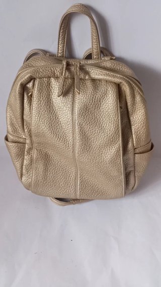 Mochila  dorada metalizada