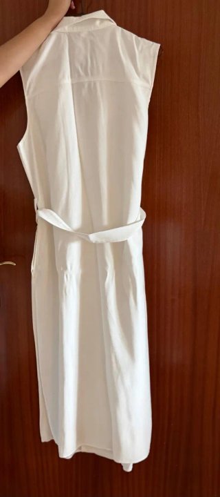 Vestido blanco sin mangas