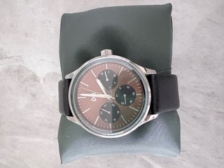 Reloj Mark Maddox