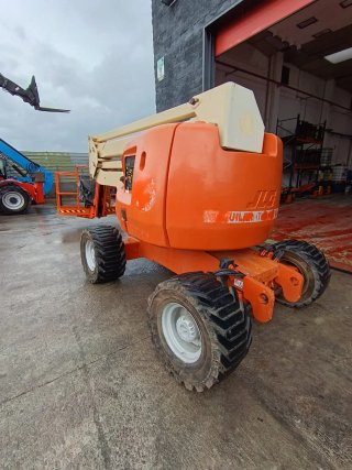 Plataforma Elevadora JLG 450 AJ Diesel