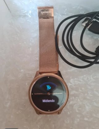 Reloj Garmin vívomove Luxe
