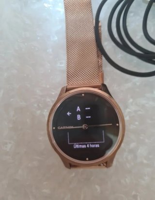 Reloj Garmin vívomove Luxe