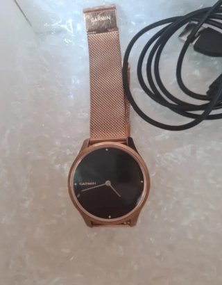 Reloj Garmin vívomove Luxe