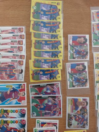 Lote 43 cromos de Messi