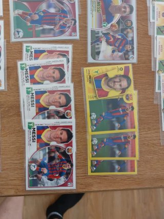 Lote 43 cromos de Messi