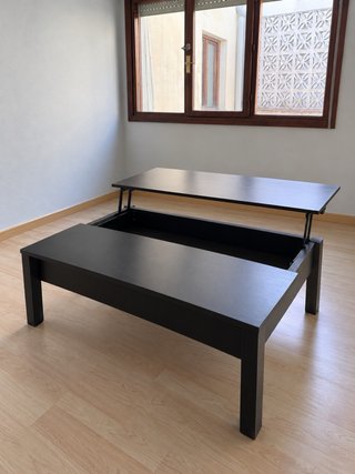Mesa de centro negra elevable