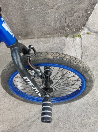 Bicicleta BMX Azul