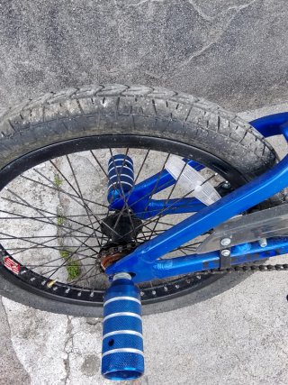 Bicicleta BMX Azul