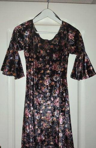 Vestido Aterciopelado Estampado Floral
