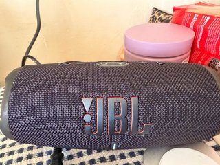 Altavoz JBL 5
