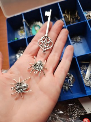 Lote 5 de accesorios para bisutería