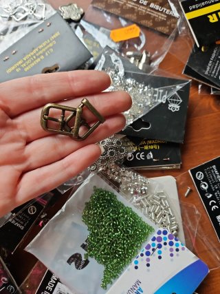 Lote 5 de accesorios para bisutería