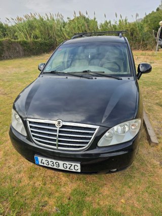 SsangYong Rodius 2010