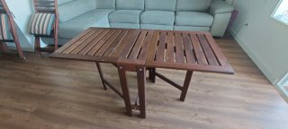 Set de Mesa Plegable y 4 Sillas de Madera