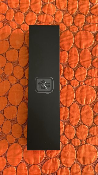 Apple Watch Series 4 Nike LTE 44mm Space Gray