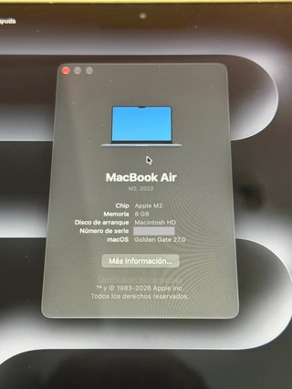 MacBook Air M2 Medianoche