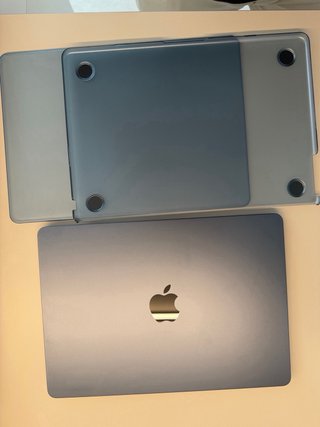 MacBook Air M2 Medianoche