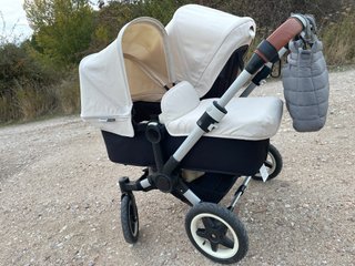 Carrito Gemelar Bugaboo Donkey Crema