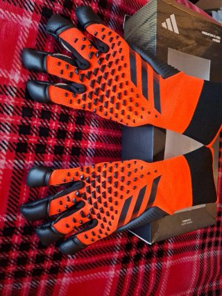 Guantes portero Adidas Predator talla 8 Alta Gama