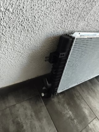 Radiador para Opel Zafira y Astra