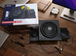 Altavoces Trust Yuri 2.1 120W