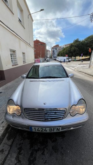 Mercedes-Benz Clase C 2003
