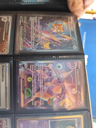 3 Cartas Pokémon 30 Aniversario escucho oferta