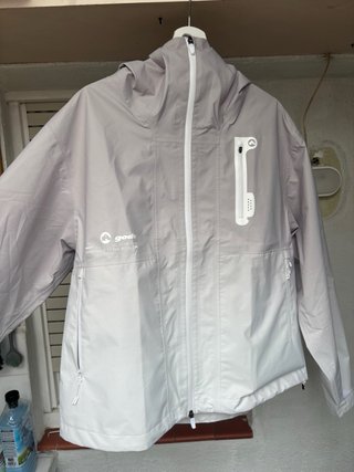 Chaqueta Impermeable Técnica Fake Gods